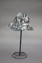Load image into Gallery viewer, Black & White Flowers Unlined Rain Hat (RH 0814A)