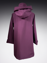 Load image into Gallery viewer, *Women&#39;s Plum Mesh Lined Snap Raincoat (WM1025B)