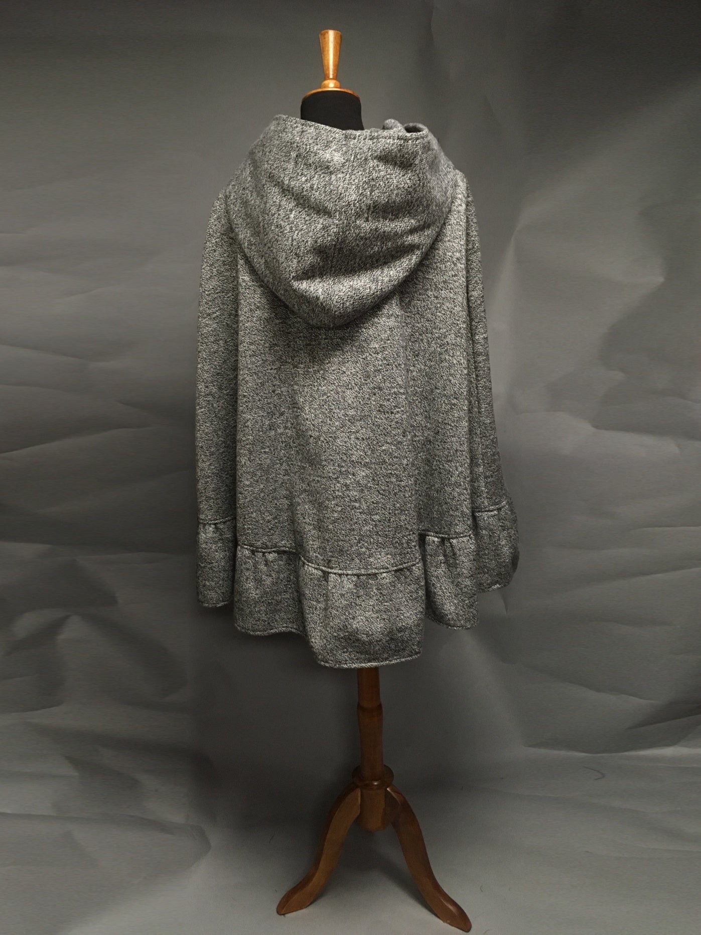 Salt & Pepper Wool & Fleece Cape (WCW0525A)